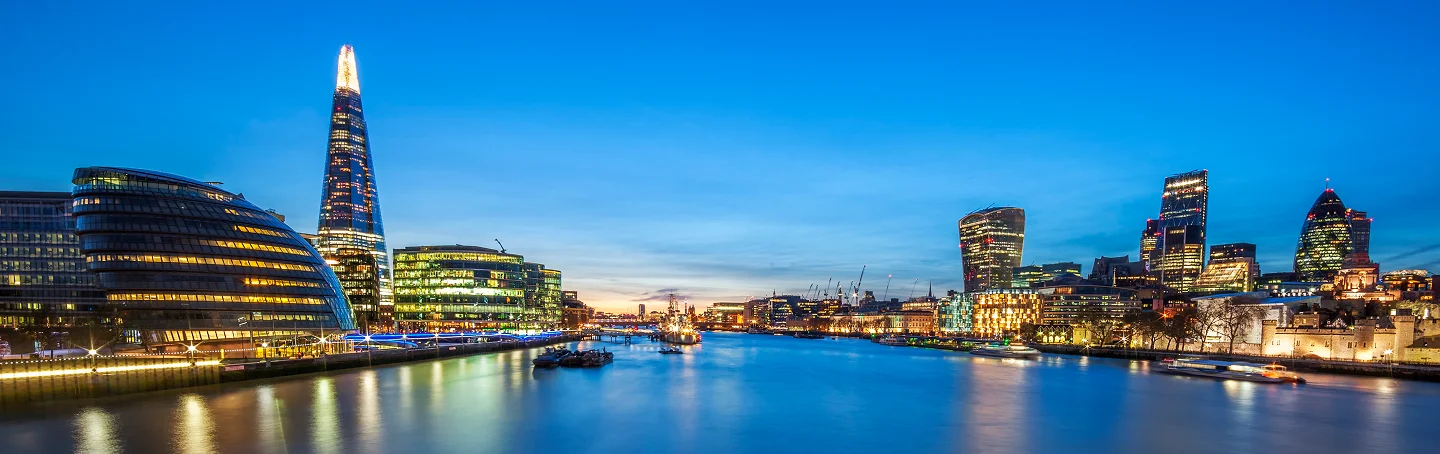 When Is the Best Time to Book Cheap Flights in the UK?